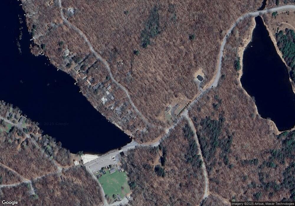 18 E Shore Dr, Hawley, PA 18428 - photo 1