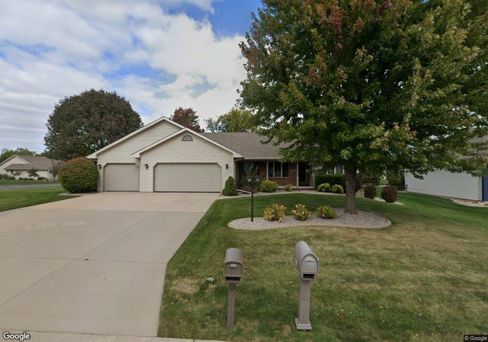 W5982 Blazing Star Dr, Appleton, WI 54915 - photo 1