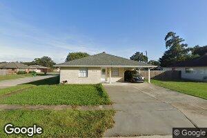 2171 Euclid St, Gretna, LA 70056