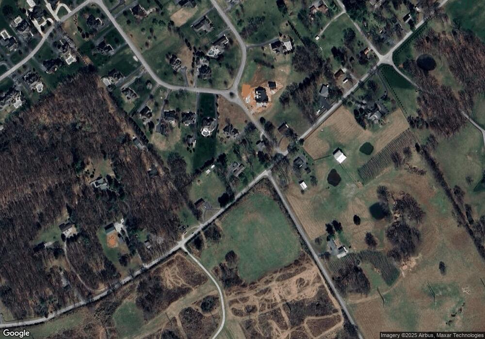 711 Hunts Ln, Bowling Green, KY 42103 - photo 1