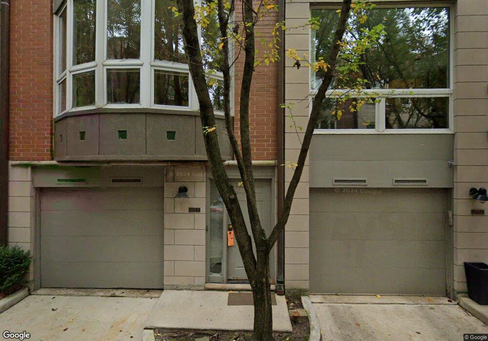 2669 N Greenview Ave, Chicago, IL 60614 - photo 1