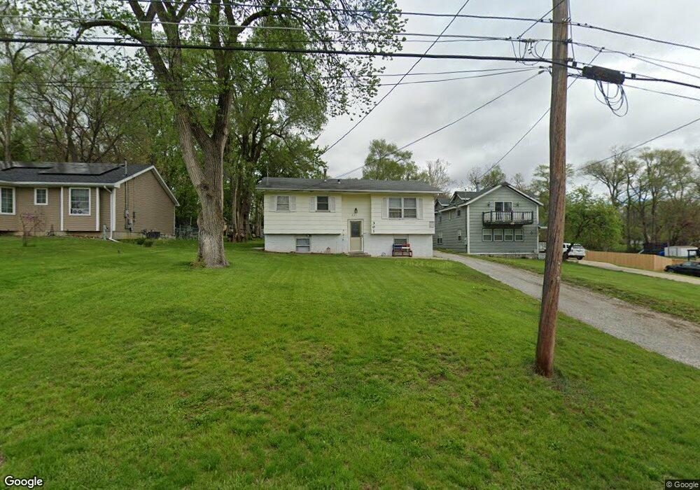 301 Hackley Ave, Des Moines, IA 50315 - photo 1