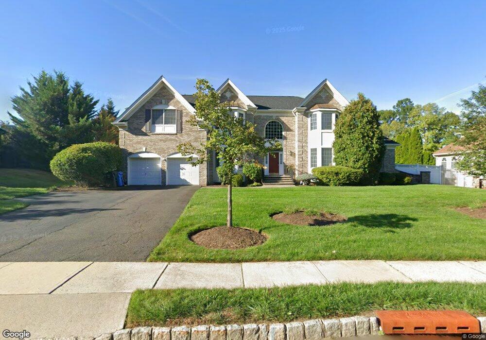 152 Cumberland Ct, Paramus, NJ 07652 - photo 1