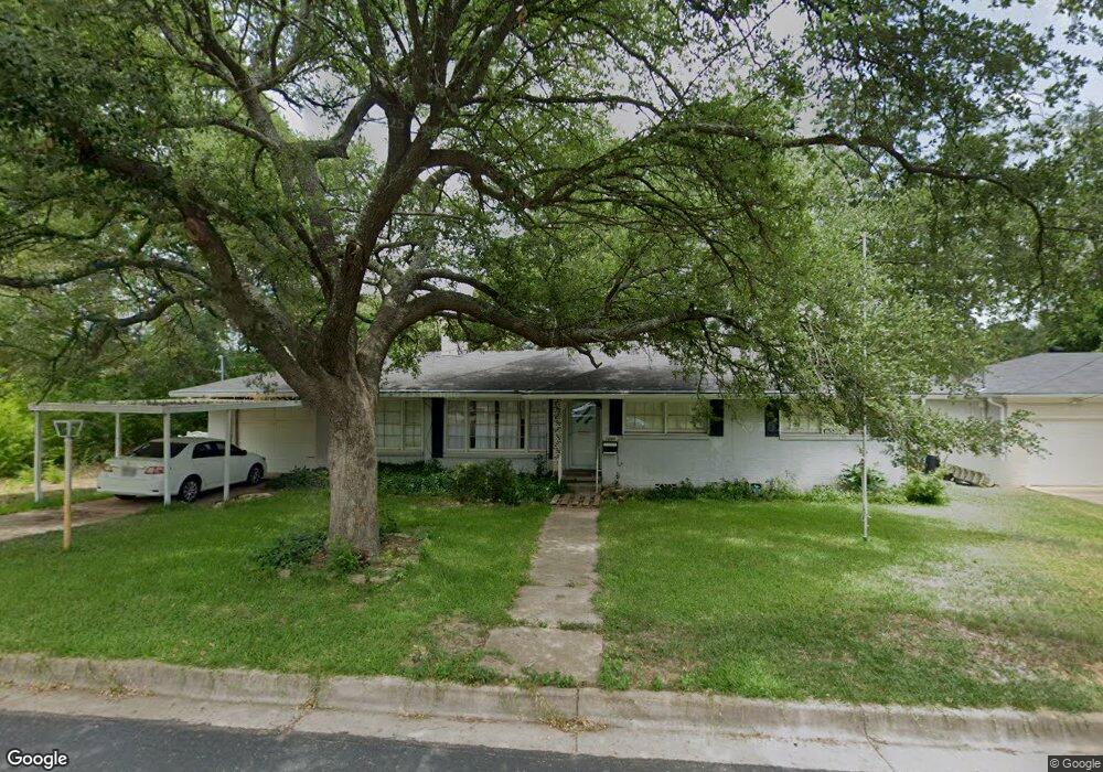 1000 Guinn Dr, Tyler, TX 75701 - photo 1