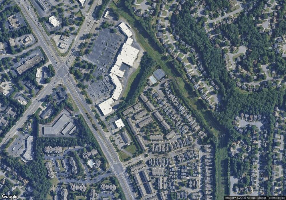 10876 Ellicot Way unit 33, Alpharetta, GA 30022 - photo 1