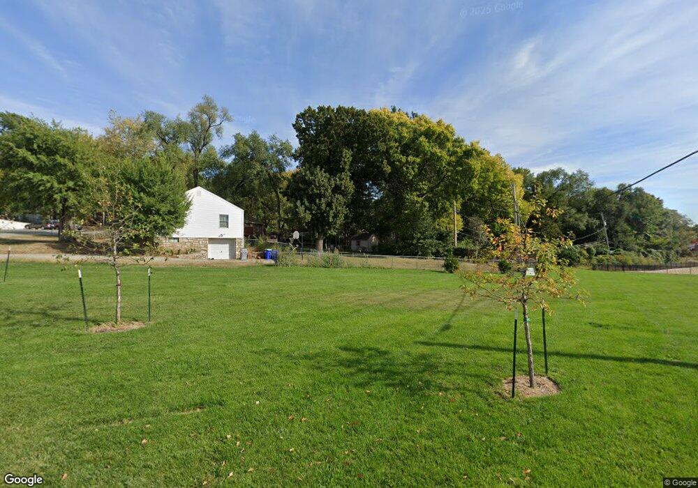 6009 Roger Dr, Shawnee, KS 66203 - photo 1