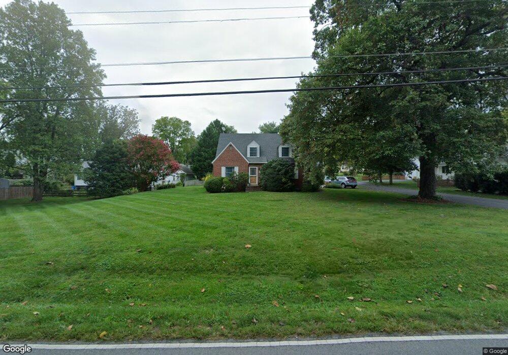 120 S 32nd St, Purcellville, VA 20132 - photo 1