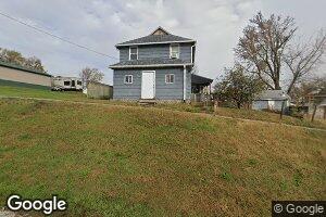 204 SE 3rd St, Leon, IA 50144