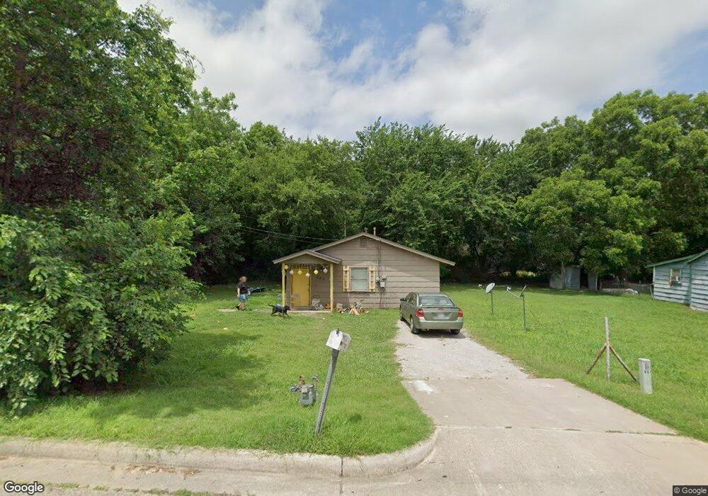 801 L St NE, Ardmore, OK 73401 - photo 1