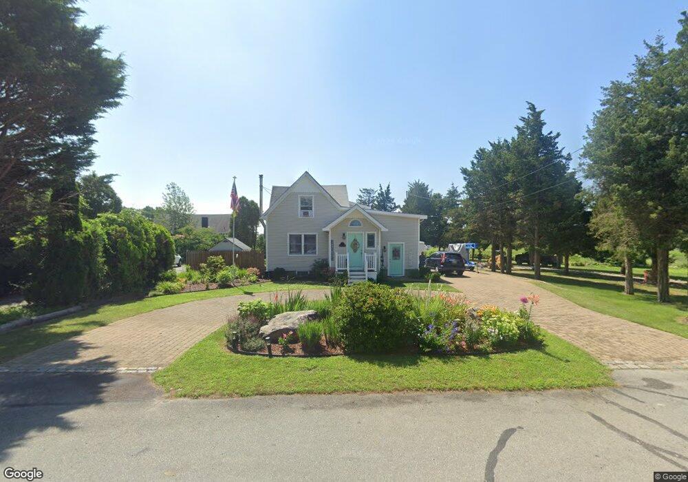 88 Weeden Rd, Fairhaven, MA 02719 - photo 1