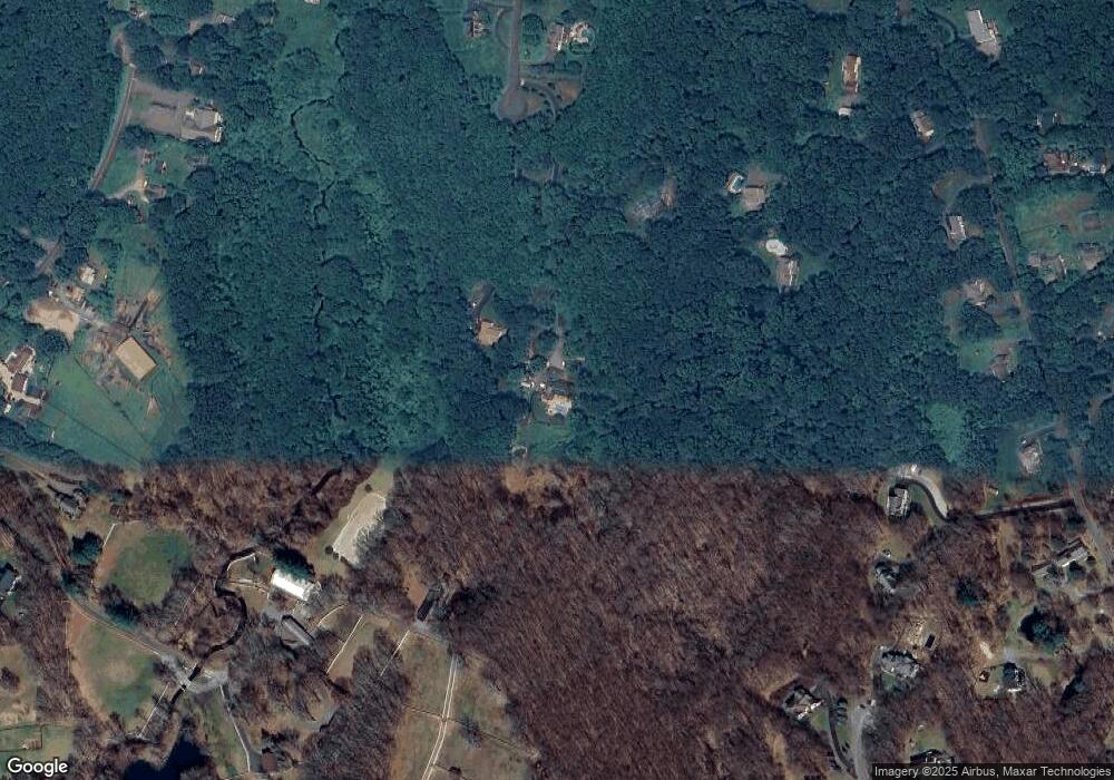 13 Lazybrook Rd, Newtown, CT 06470 - photo 1