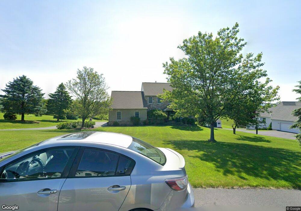 4676 York Dr, Orefield, PA 18069 - photo 1