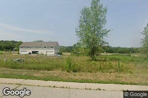 208 Camp Pearson Dr, Red Wing, MN 55066