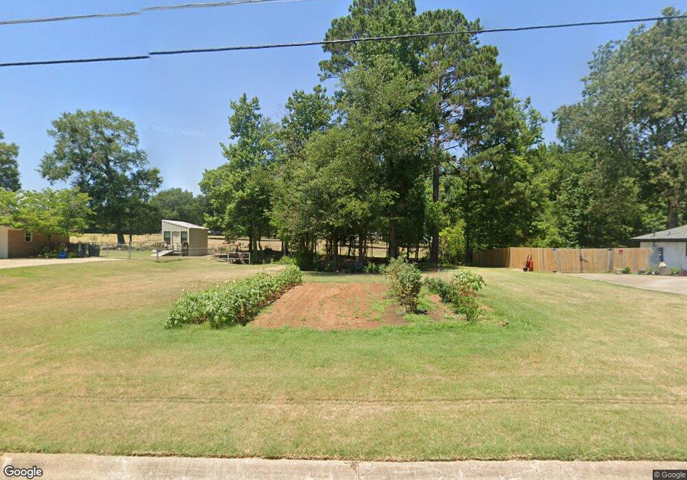 2703 Aspen St, Kilgore, TX 75662 - photo 1