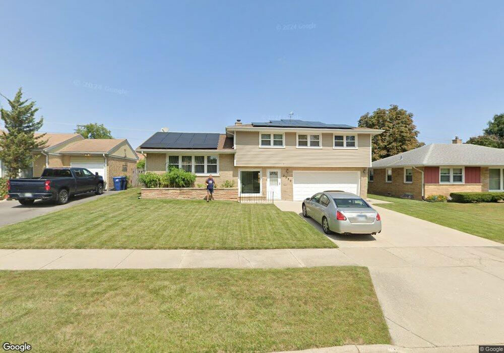 2330 University Ave, Waukegan, IL 60085 - photo 1