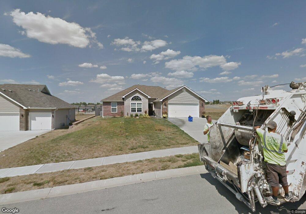 1118 Bristol Dr, Raymore, MO 64083 - photo 1