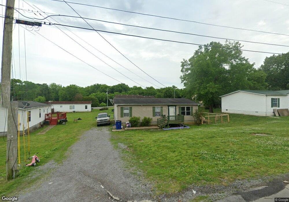 115 Oakdale St, Shelbyville, TN 37160 - photo 1