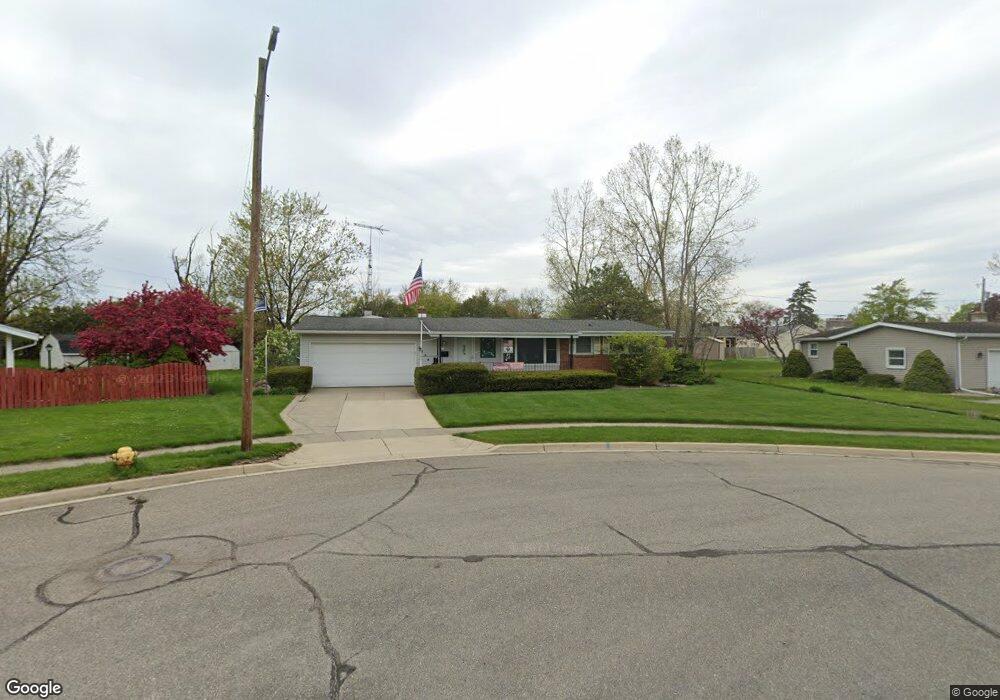 1354 Feeman Ct, Adrian, MI 49221 - photo 1