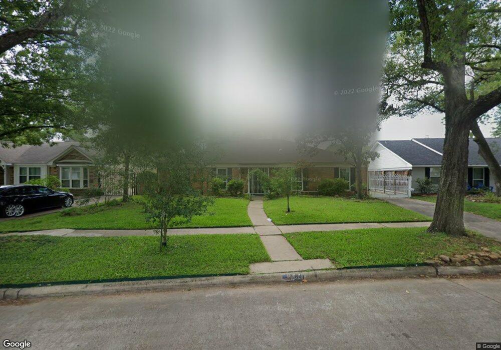 951 Thornton Rd, Houston, TX 77018 - photo 1