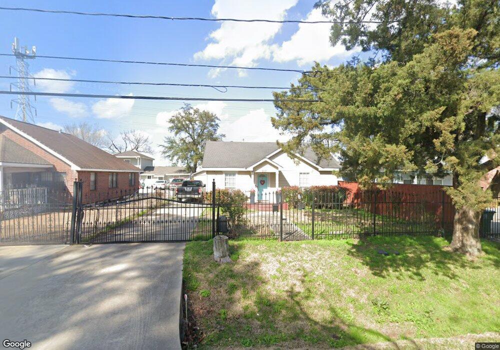 507 Frisco St, Houston, TX 77022 - photo 1