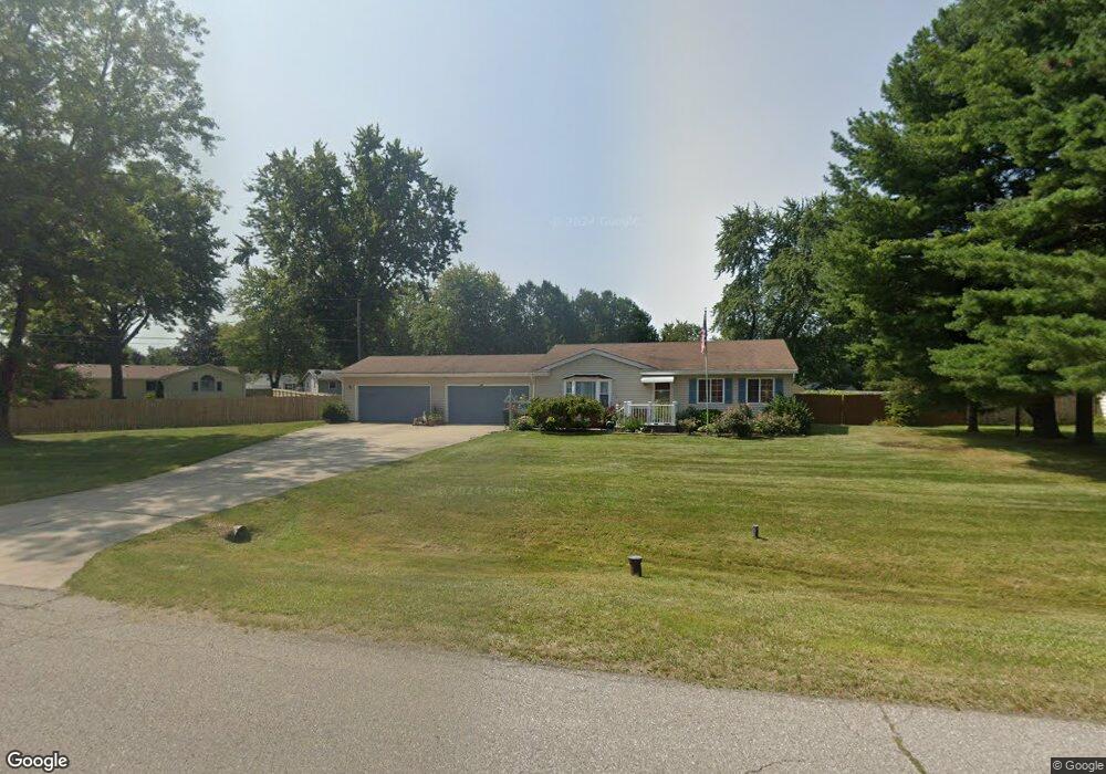 3211 S Charmwood Dr, Port Huron, MI 48060 - photo 1