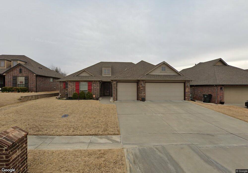 8421 N 77th East Ave, Owasso, OK 74055 - photo 1