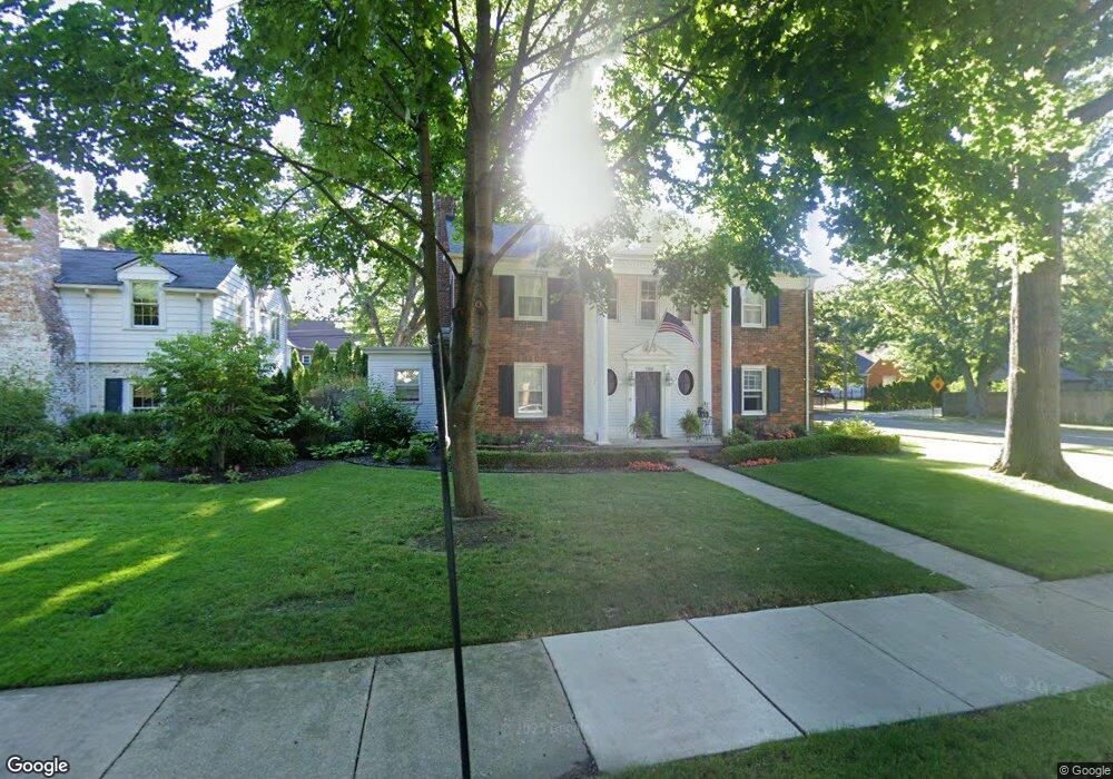 1100 Grayton St unit Bldg-Unit, Grosse Pointe Park, MI 48230 - photo 1