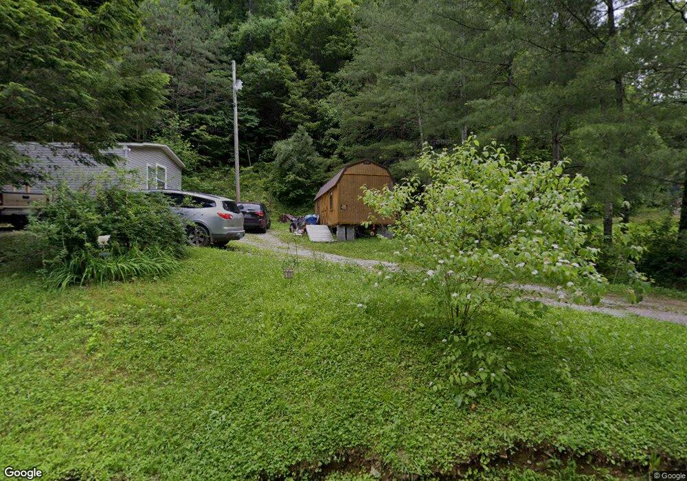 767 N Ponder Branch Rd, Manchester, KY 40962 - photo 1