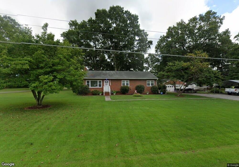 1470 E Euclid Blvd, West Point, VA 23181 - photo 1