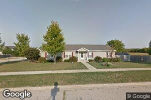 3219 Foxview Highland Dr, McHenry, IL 60050