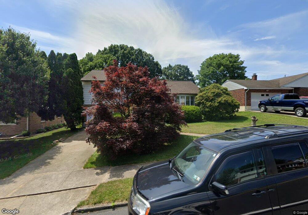 2110 W Fairview St, Allentown, PA 18104 - photo 1