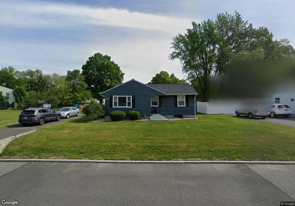 359 Stapleton Rd, Springfield, MA 01109 - photo 1