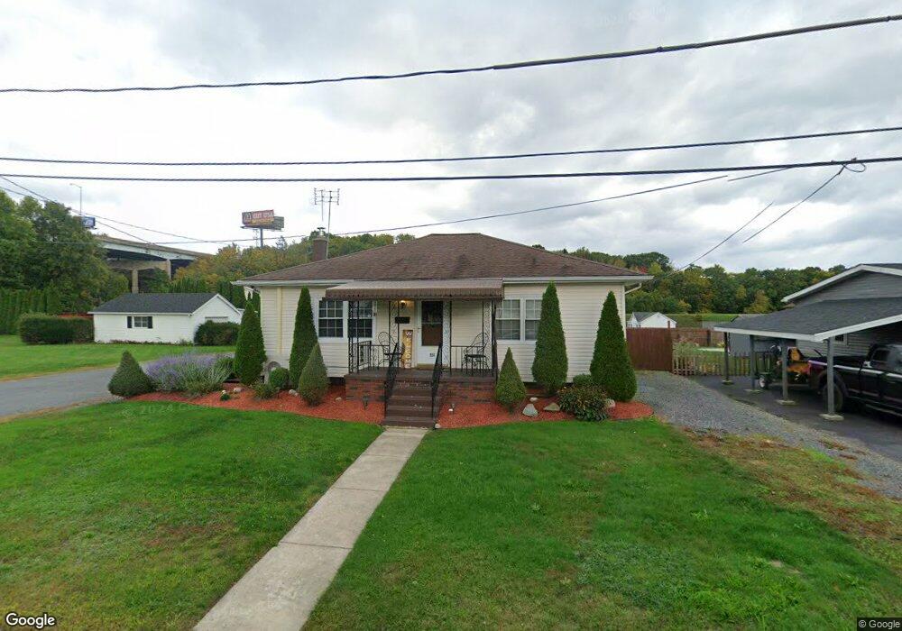 836 Woodlawn Ave, Moosic, PA 18507 - photo 1