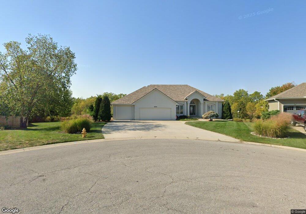 118 S Westglen Dr, Raymore, MO 64083 - photo 1