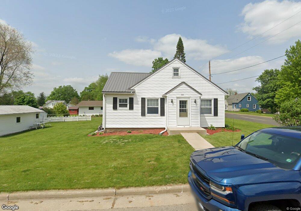 809 Highland St, Argyle, WI 53504 - photo 1