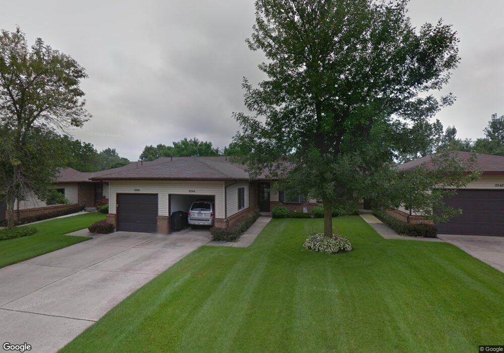 2144 Remington Way NE, Grand Rapids, MI 49505 - photo 1