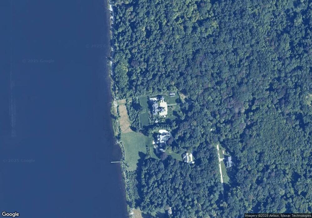 188 Poppasquash Rd, Bristol, RI 02809 - photo 1