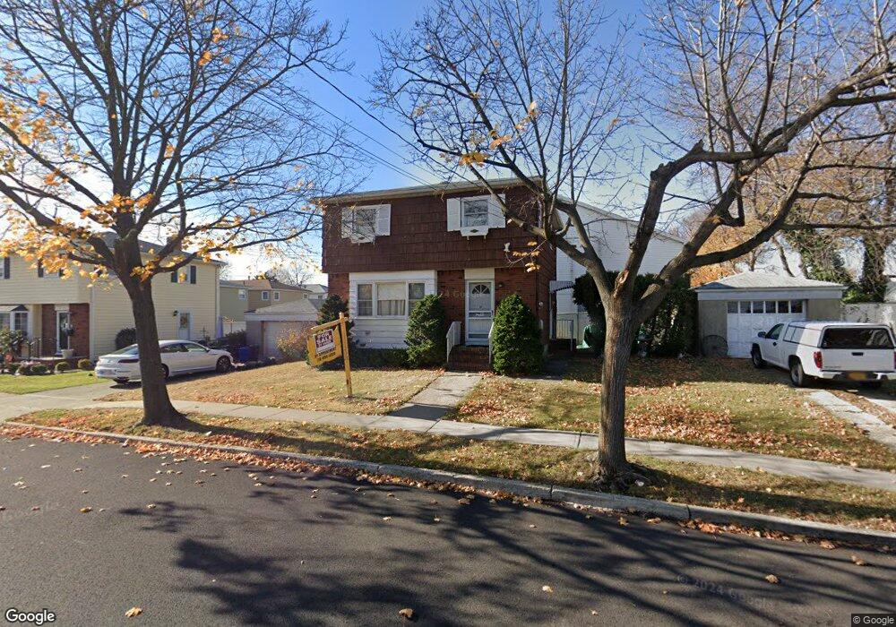 18 Levit Ave, Staten Island, NY 10314 - photo 1