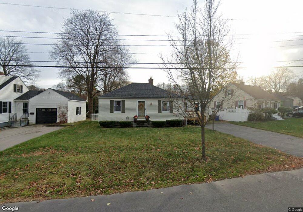 492 Colonial Dr, Portsmouth, NH 03801 - photo 1