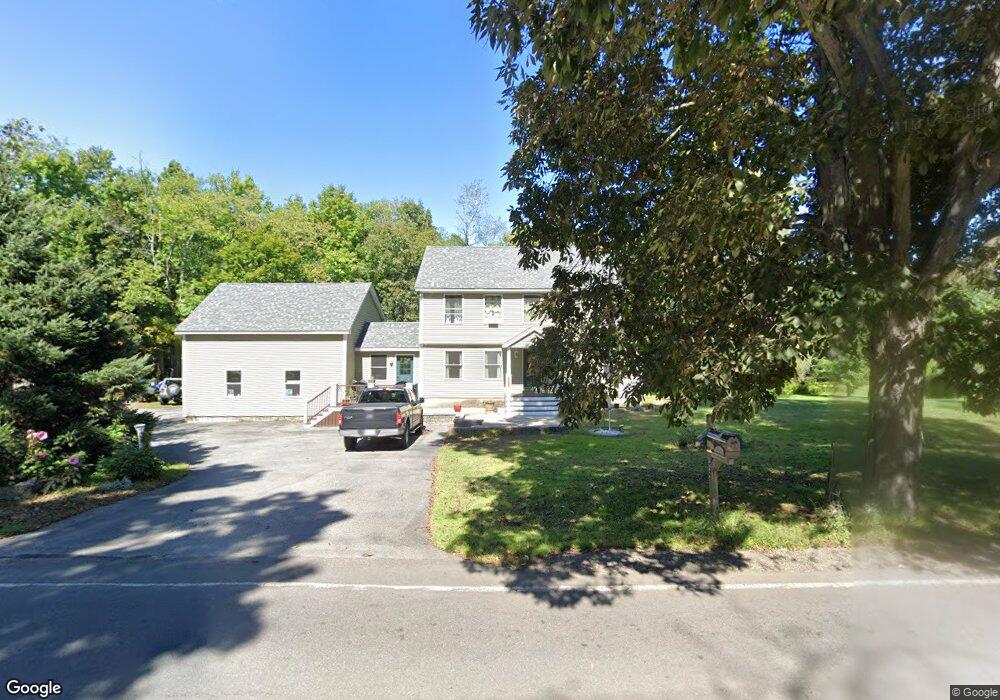 322 Piscassic Rd, Newfields, NH 03856 - photo 1