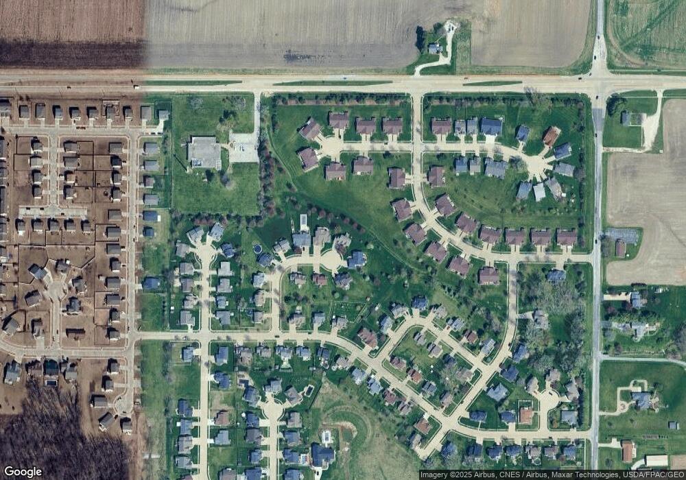 1670 Green Bay Ct, Davenport, IA 52804 - photo 1