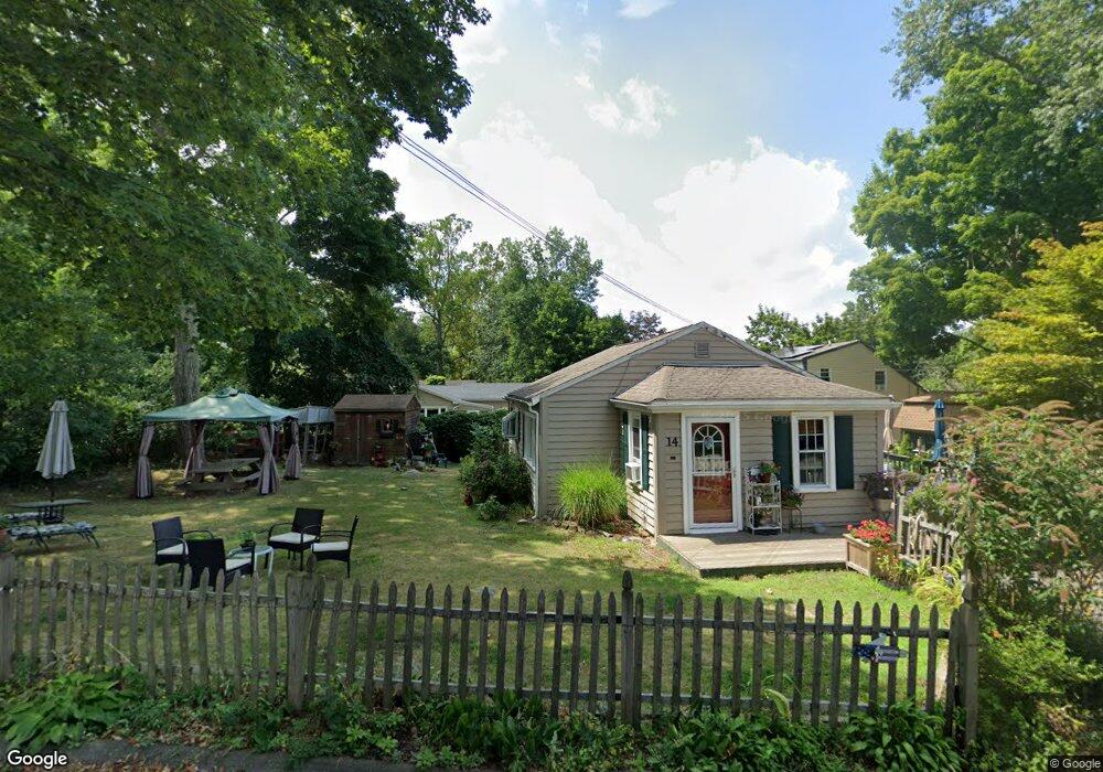 14 Emerson Rd, East Hampton, CT 06424 - photo 1