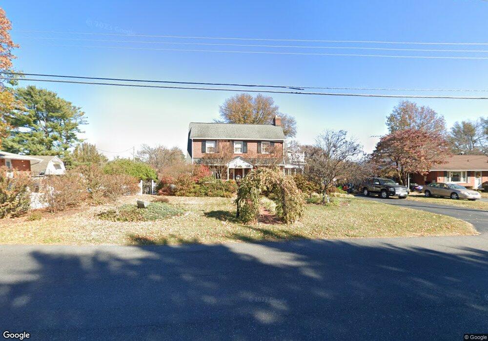 1935 W Main St, Waynesboro, VA 22980 - photo 1