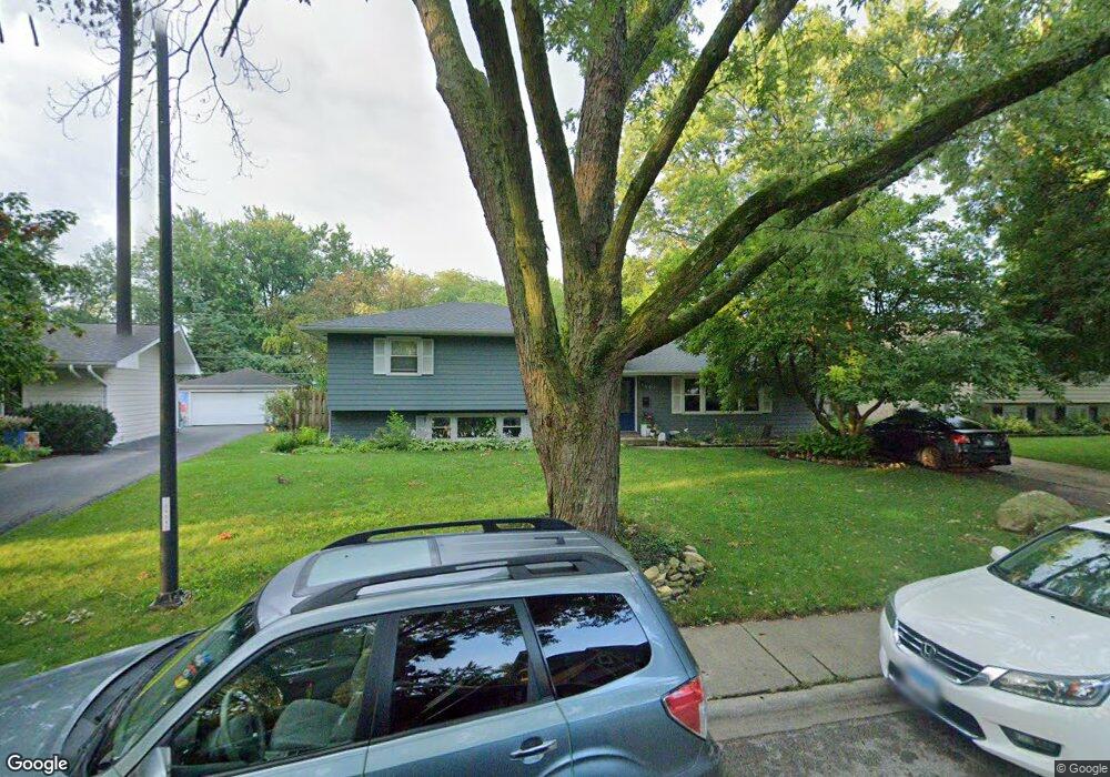 540 Cypress Dr unit 11, Naperville, IL 60540 - photo 1