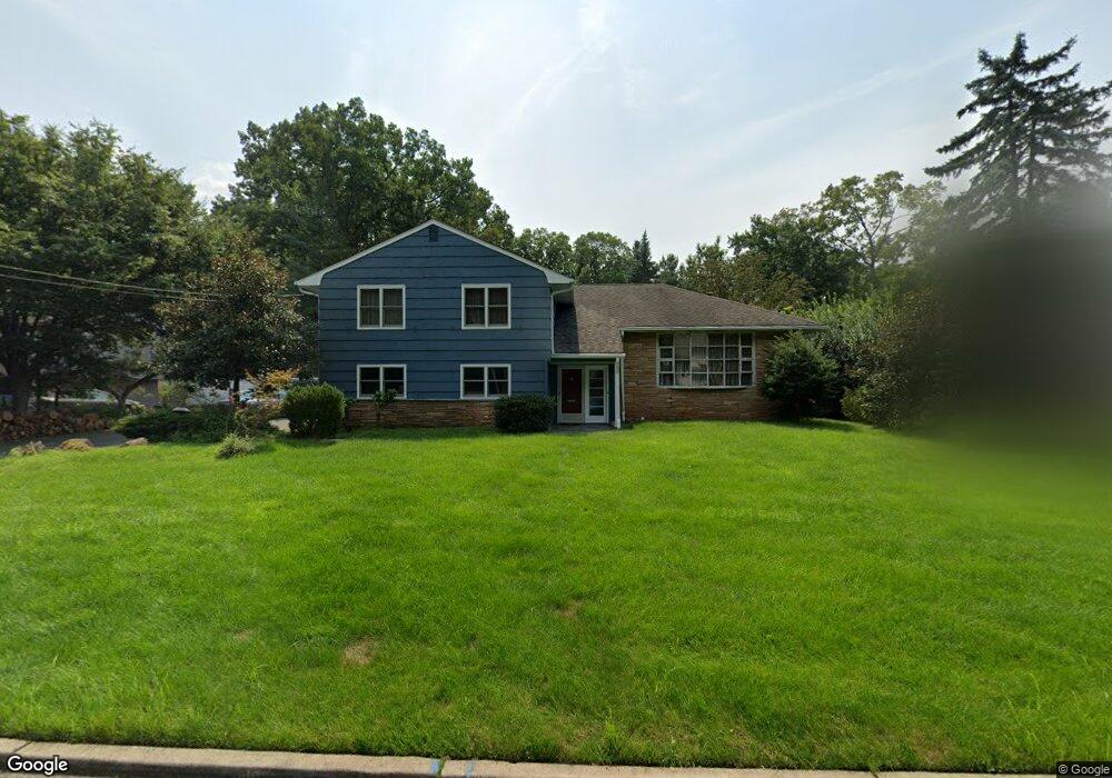 30 Clive Hills Rd, Edison, NJ 08820 - photo 1