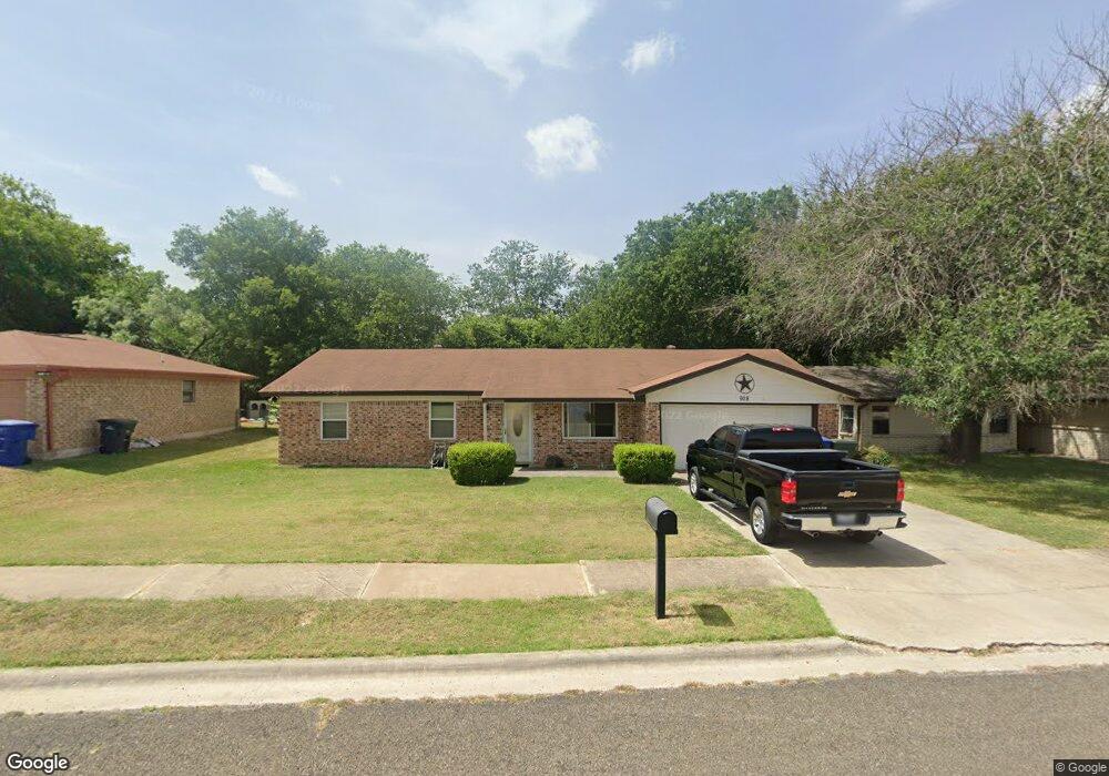 928 Holly St, Copperas Cove, TX 76522 - photo 1