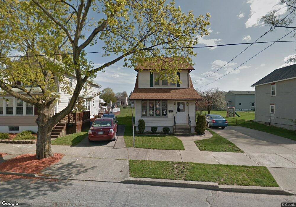 33 Hughes St, Kingston, PA 18704 - photo 1