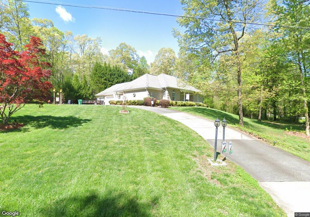 2302 Meadowlark Rd, High Point, NC 27265 - photo 1