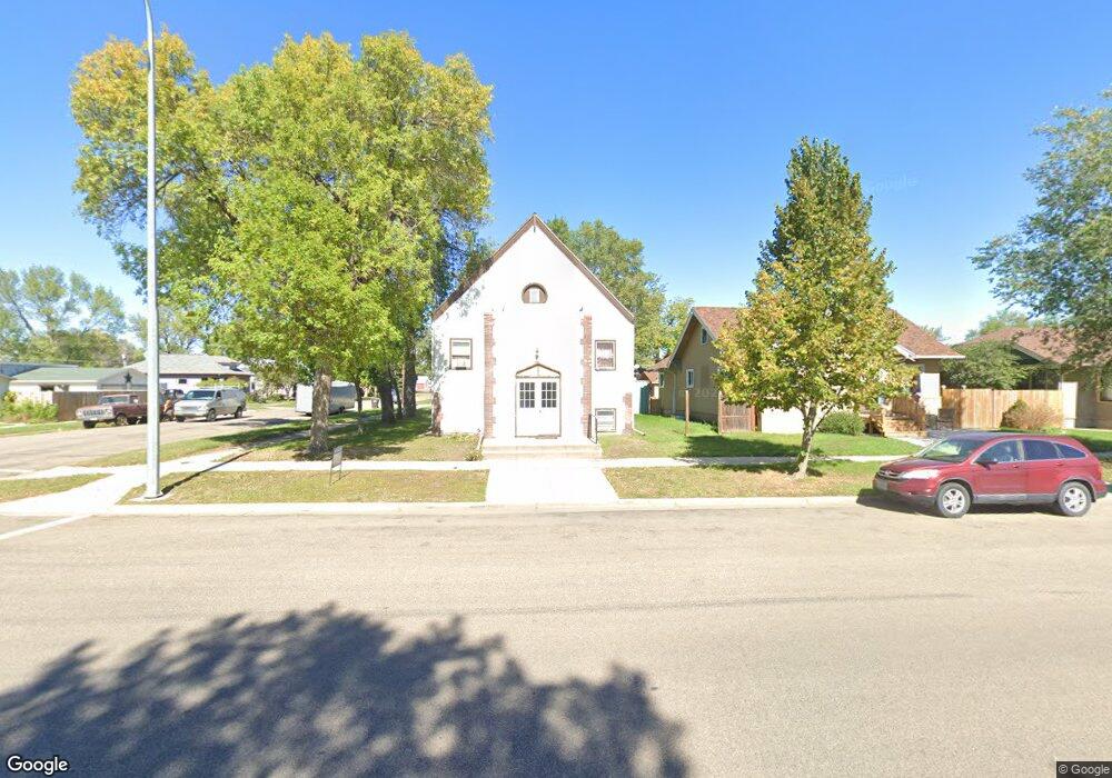 601 3rd St SE, Jamestown, ND 58401 - photo 1