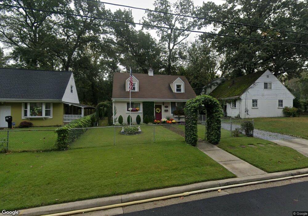 5905 Eastpine Dr, Riverdale, MD 20737 - photo 1